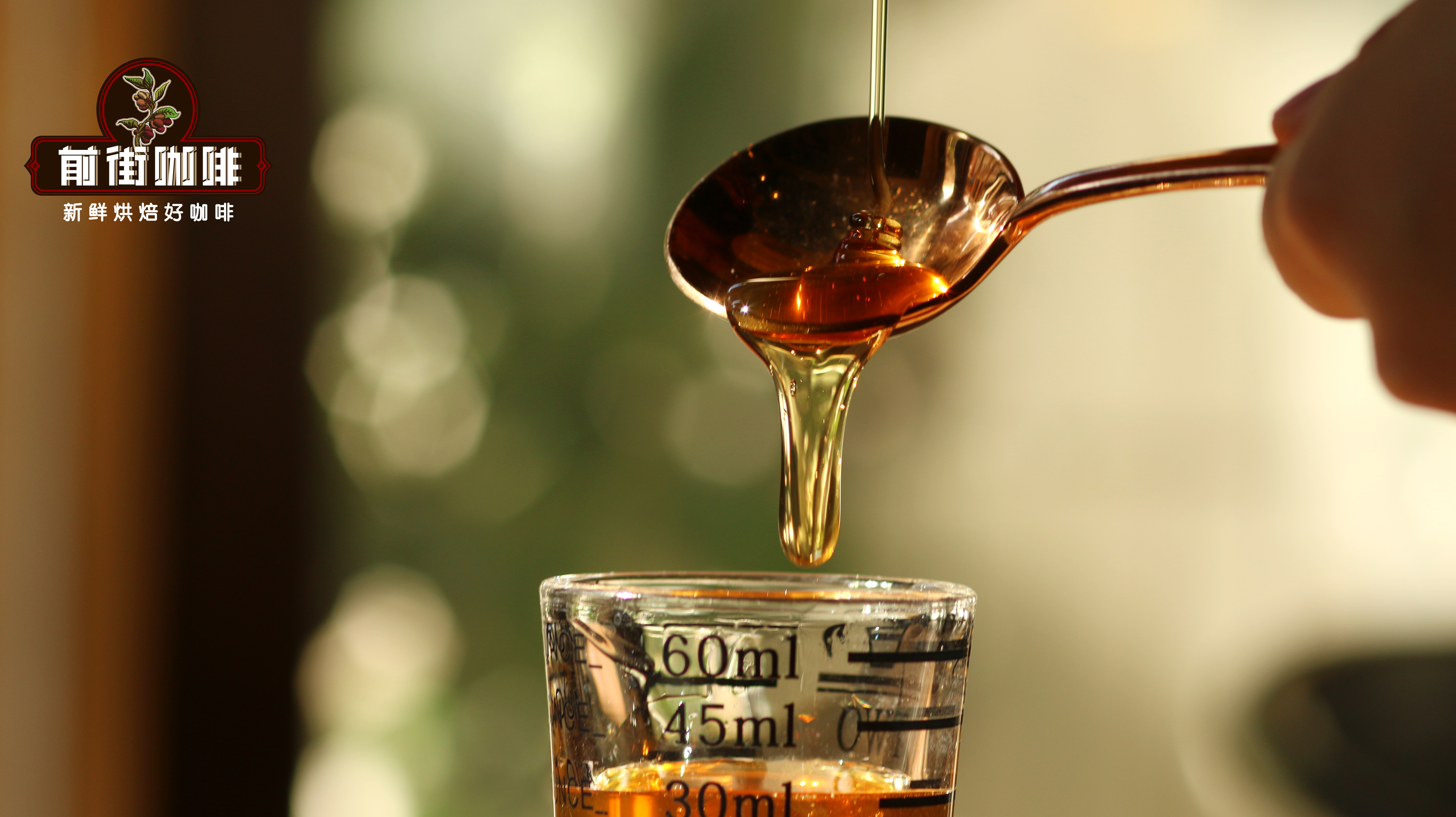 The Benefits and Effects of Adding Honey to Coffee: Can You Mix Honey with Coffee?