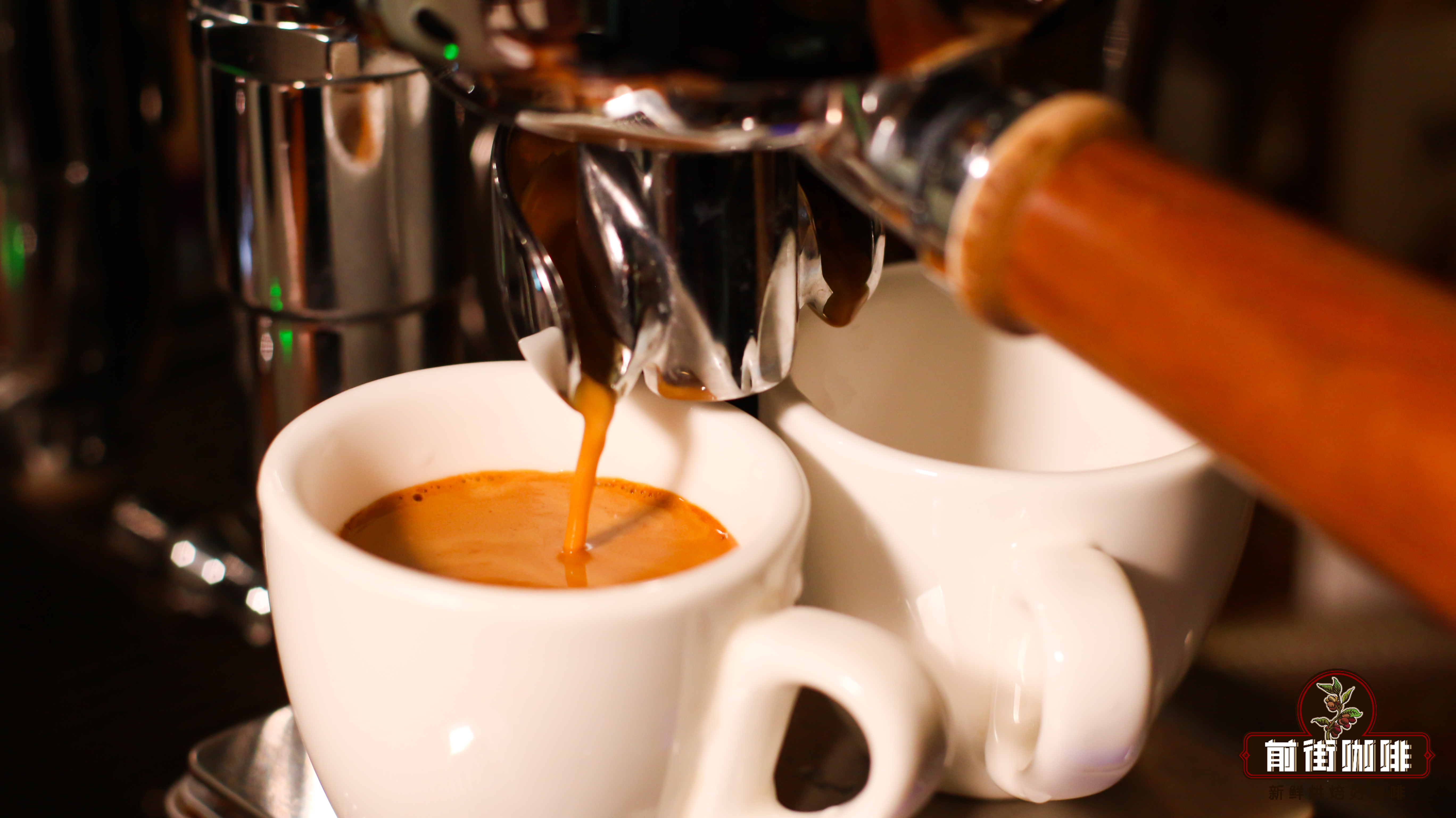 What Causes Uneven Flow Distribution When Extracting Espresso? What's the Difference Between Bottomless and Split-Flow Portafilters?