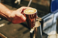 What is Australian Flat White Coffee? Differences in Preparation, Ratio, and Taste Characteristics Compared to Latte and Dirty
