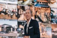 How are Starbucks benefits? Starbucks CEO Howard officially announces company reinvention plan!