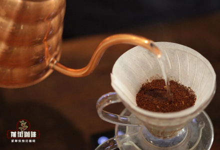 Pour-Over Coffee Extraction Techniques: How to Brew Juicy Flavors from Kenyan Coffee Beans