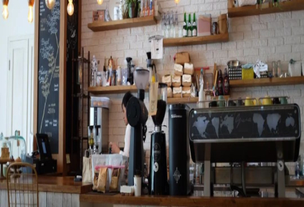 How to Run a Coffee Shop After the Pandemic? Secrets to Café Business Success