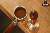 How to Tamp Espresso Coffee Puck? How Much Pressure Should You Apply When Tamping?