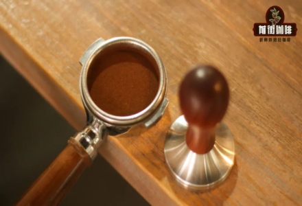 How to Tamp Espresso Coffee Puck? How Much Pressure Should You Apply When Tamping?