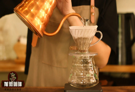 Why Does the 4:6 Brewing Method Require Five Pour Stages?