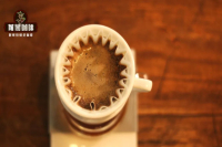 Why Do Flat-Bottom Drippers Have a Lower Failure Rate? What Are the Features of a Cake Dripper? What Brewing Methods Are Suitable?