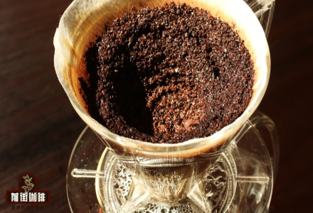 Must Pour-Over Coffee Create a 