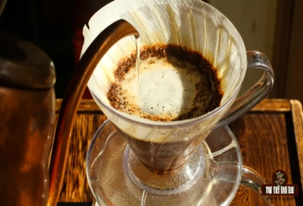 What Causes Slow Pour-Over Coffee Flow? How to Brew High-Density Light Roast Coffee?