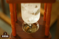 Cold Brew Coffee Ratio & Method: Why Ferment Cold Brew Overnight Before Drinking?