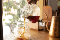 Should I Add Ice Before or After Pouring for Iced Pour-Over Coffee? Which Tastes Better?