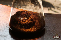 How to Make Cold Brew Coffee at Home: Exploring Different Ratios for Varied Flavors