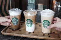 Starbucks Sales Drop by 23%! Why Are Young People Turning Away from Starbucks?