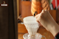 Should You Use Hot Water or Room Temperature Water to Wet Your Filter Paper?