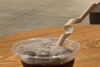 The Paper Straws That Coffee Shops and Bubble Tea Shops Hate Are Being Discontinued?!