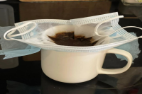 Can Medical Face Masks Be Used to Brew Coffee? Netizens: Is This a Response to Lianhua Qingwen Coffee?