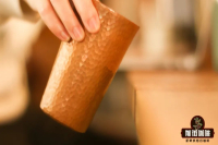 Is the Dust and Powder Clinging When Grinding Espresso and Pour-Over Coffee Caused by Static Electricity?