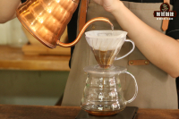 Coffee Brewing Methods: V60 Dripper Features & Brewing Ethiopian Coffee Flavor and Mouthfeel