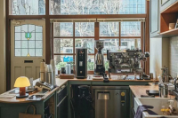 Is it easy to open a coffee shop? Is the idea of quitting your job to start a coffee shop practical?