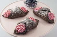 Starbucks' New Product Shocks the Internet! Netizens: Apple Snails?!