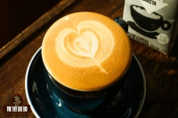 What's the Difference Between Oat Latte and Regular Latte? How to Make a Delicious Oat Latte Coffee? What is Plant-Based Milk?