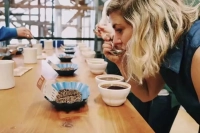 How to Adjust Extraction Efficiency in Pour-Over Coffee? Why Baristas Take a Sip of Your Coffee Before Serving?