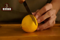 What is Espresso Romano? How to Enjoy Espresso with Lemon