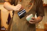 Why Do We Create Latte Art? What Are the Key Considerations for Italian Hot Milk Coffee Designs? Does Latte Art Make Coffee Taste Better?