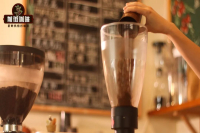 What Impact Does Re-grinding Coffee Grounds Have on Coffee Grinders? What's the Difference Between Electric and Manual Grinders?