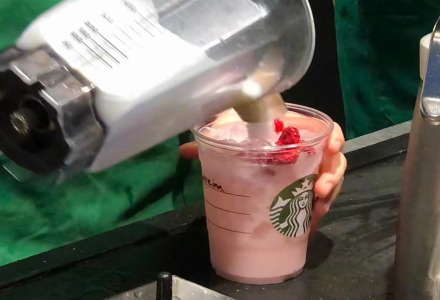 Is Starbucks' Pink Drink Finally Coming to Mainland China?! How to Order the New Strawberry Lemon Frappuccino for the Best Taste?