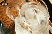 Can Ice Water Be Used to Brew Coffee? What's the Optimal Temperature for Pour-Over Coffee? How Fine Should the Grind Be?