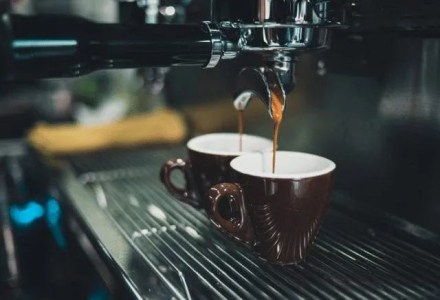 The Difference Between Split Portafilter and Bottomless Portafilter for Espresso Extraction: Which is Better?