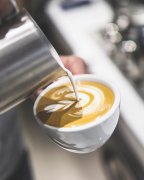 How to Make Hot Cappuccino Coffee - A Guide to Making Authentic Cappuccino with an Espresso Machine