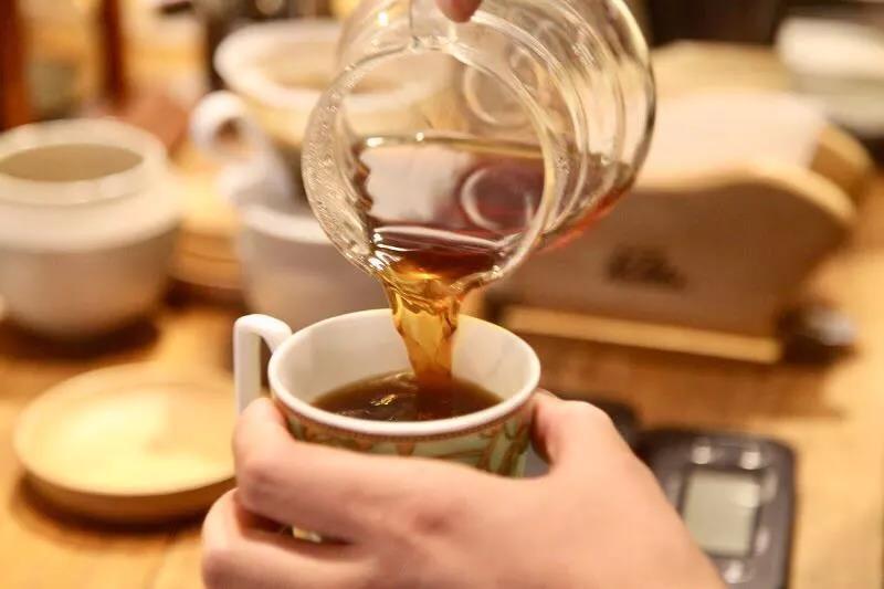 Final coffee cup presentation