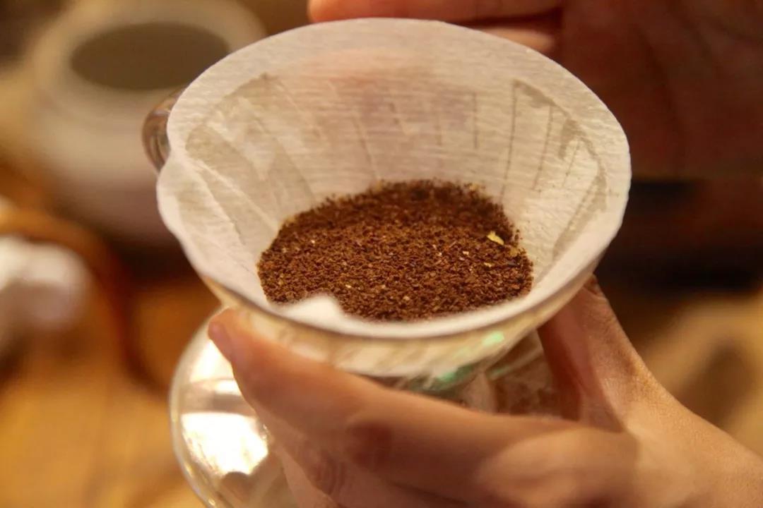 First pour demonstration