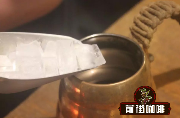 Ice water pour-over demonstration