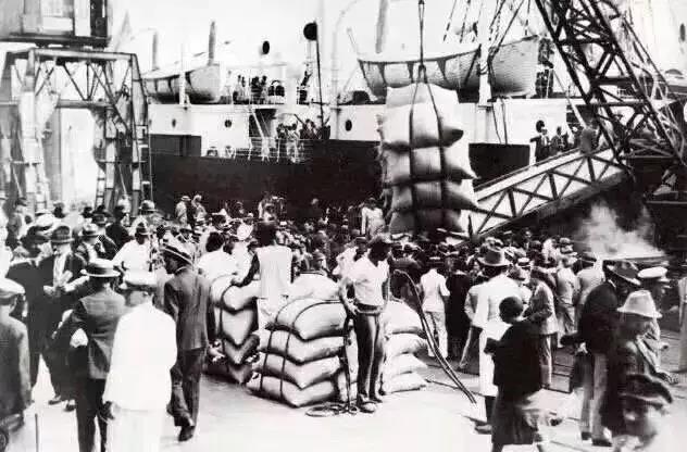 Historical Mocha port