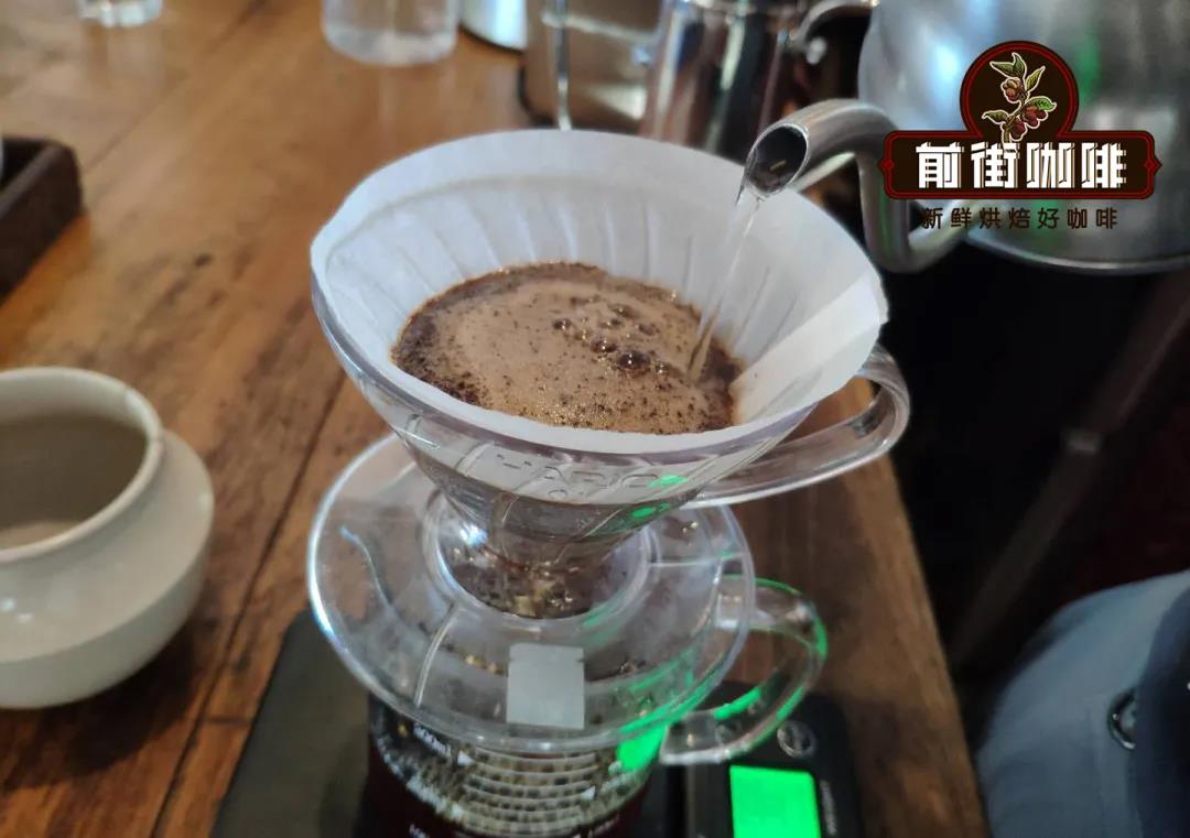 Panama Geisha coffee brewing