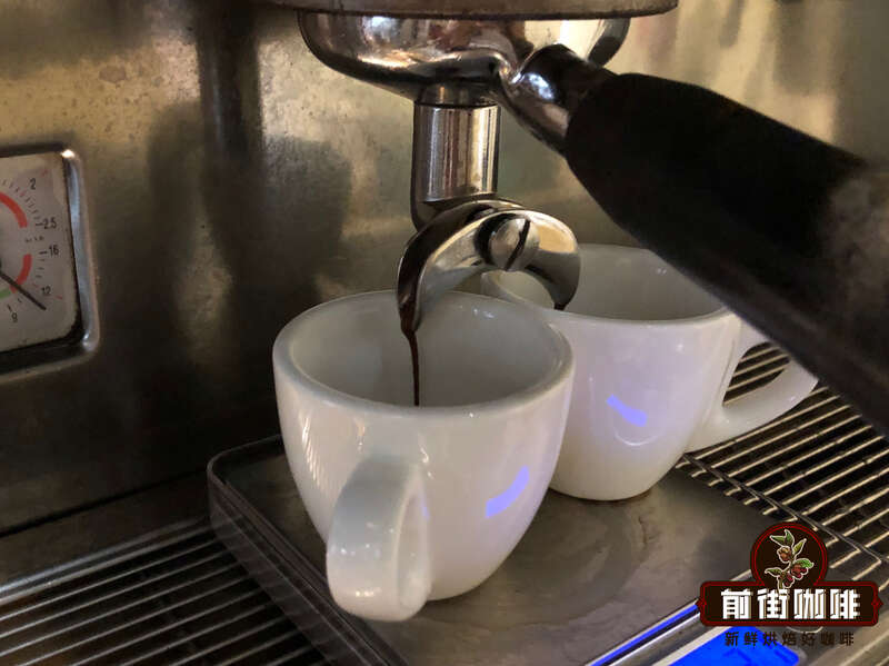 Coffee channeling effect demonstration