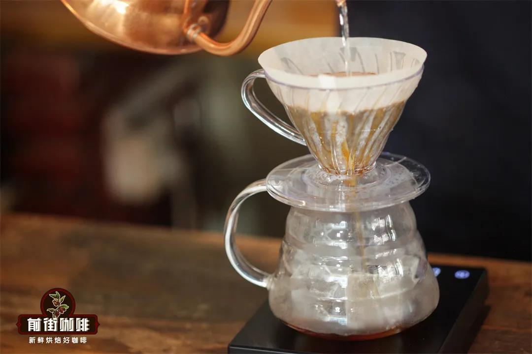 Japanese iced pour-over method demonstration