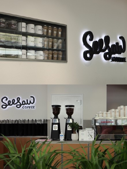 Seesaw Coffee Chongqing store interior design