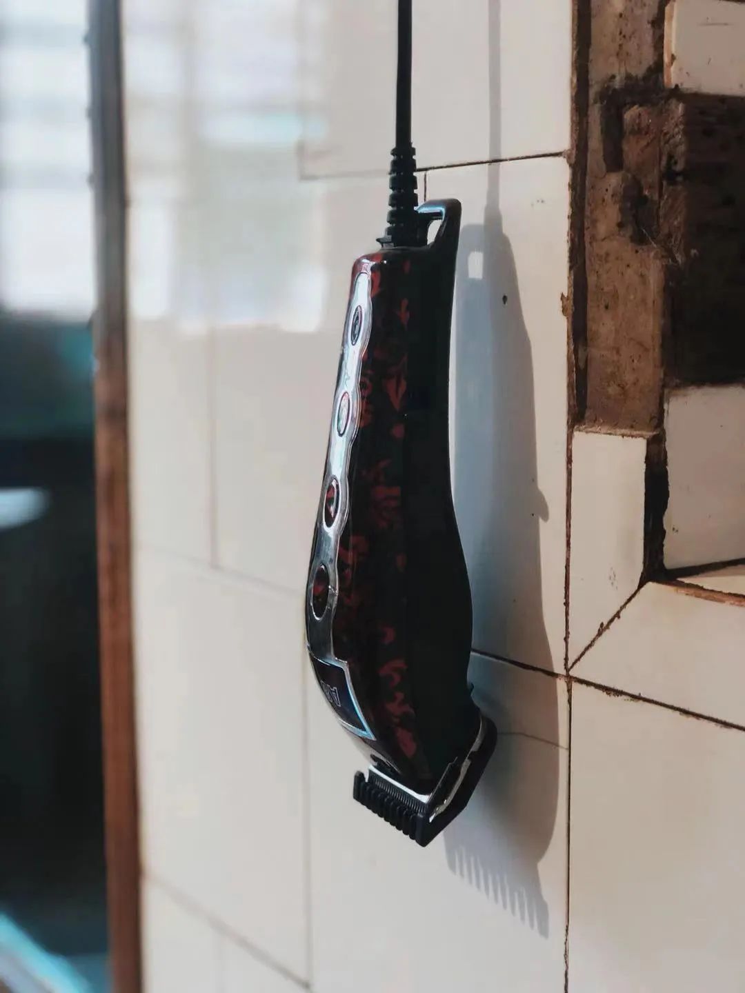 Retro towel with red double happiness symbols