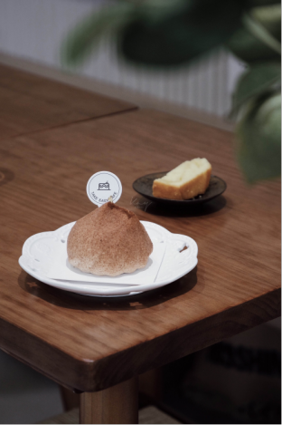 Take Easy Cafe Display