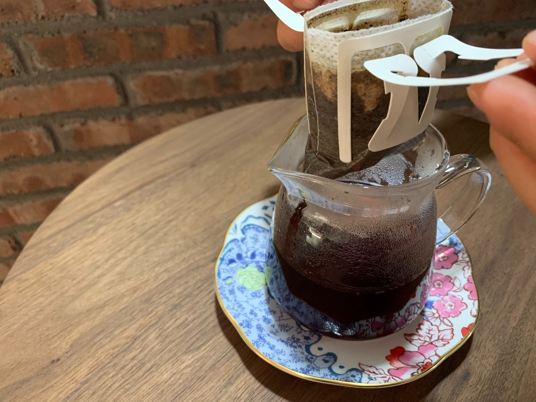 Drip bag coffee preparation