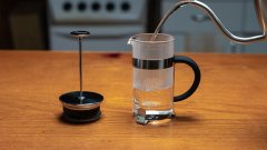 How to Use a French Press: How to Make Delicious Brazilian Coffee with a French Press