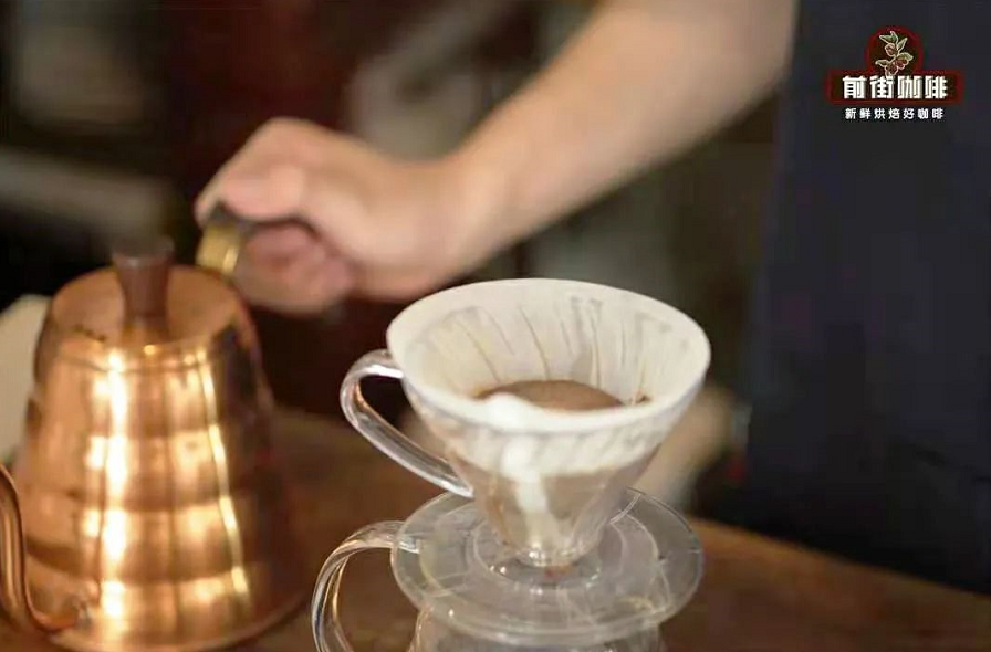 Coffee ratio comparison experiment showing different extraction results